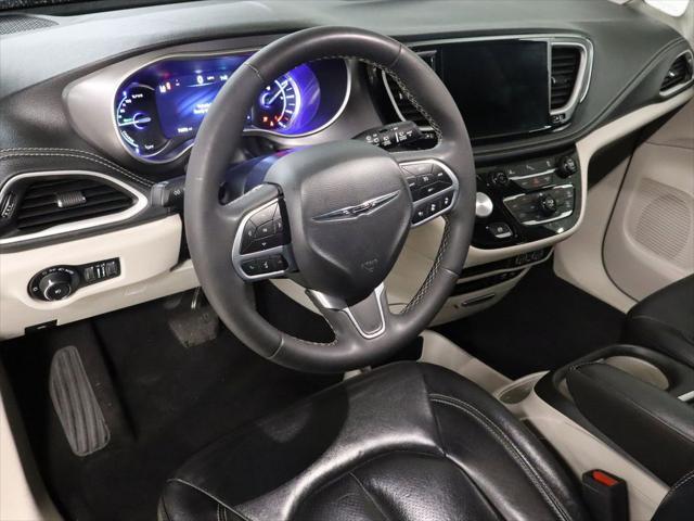 used 2022 Chrysler Pacifica Hybrid car, priced at $22,994