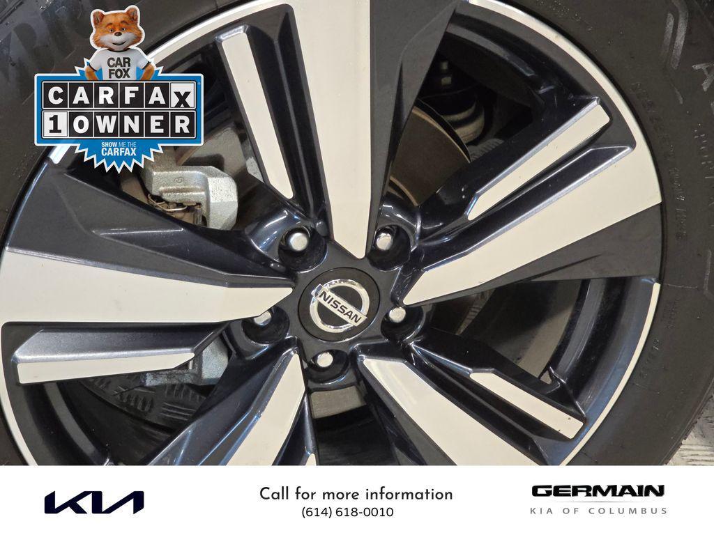 used 2021 Nissan Rogue car, priced at $23,494