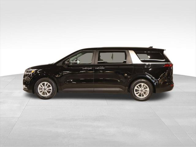 used 2024 Kia Carnival car, priced at $34,994