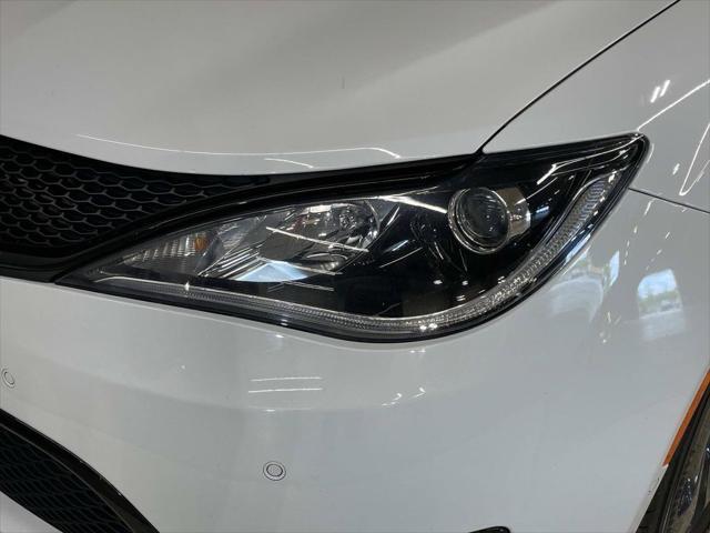 used 2020 Chrysler Pacifica Hybrid car, priced at $22,991