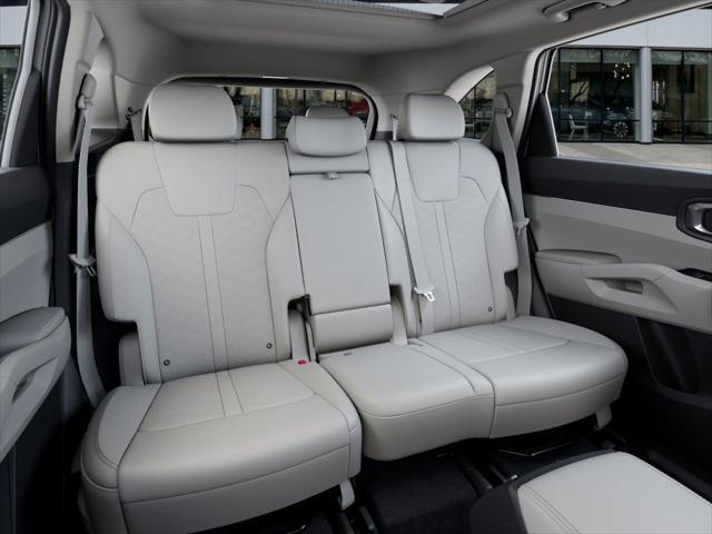 new 2025 Kia Sorento car, priced at $36,700