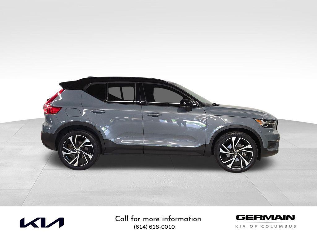used 2020 Volvo XC40 car, priced at $20,994