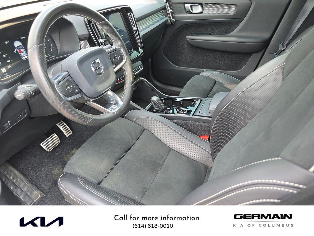 used 2020 Volvo XC40 car, priced at $20,994