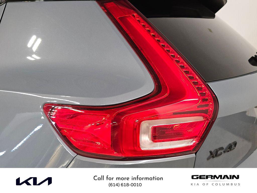used 2020 Volvo XC40 car, priced at $20,994