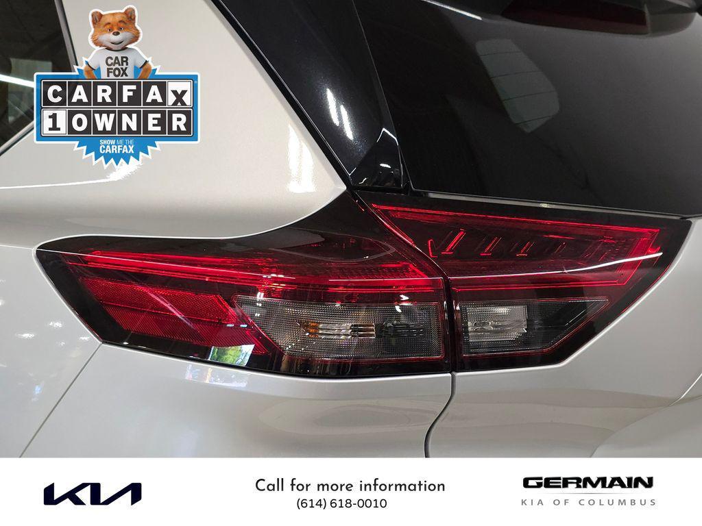 used 2021 Nissan Rogue car, priced at $21,293