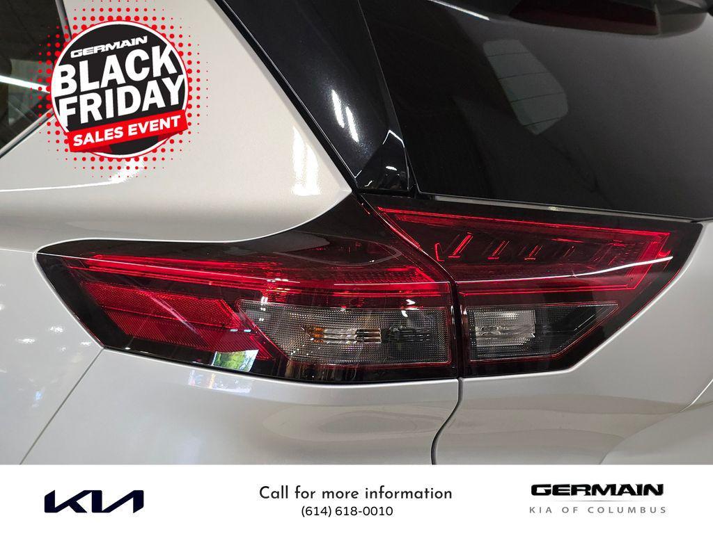 used 2021 Nissan Rogue car, priced at $19,395