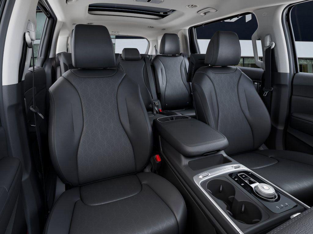 new 2025 Kia Carnival Hybrid car, priced at $51,255