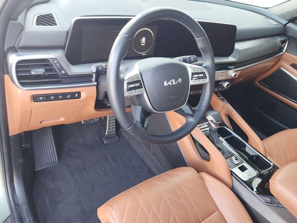 used 2024 Kia Telluride car, priced at $41,295