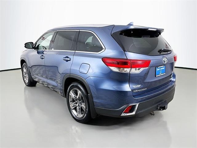 used 2019 Toyota Highlander car, priced at $27,950