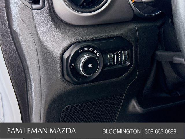 used 2021 Jeep Wrangler Unlimited car, priced at $32,995