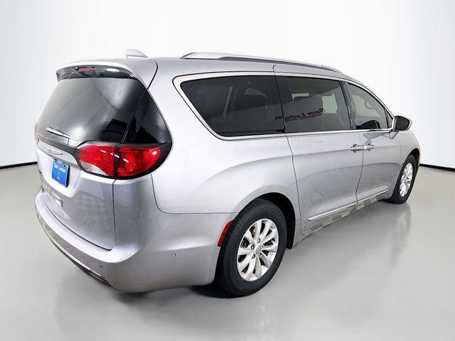 used 2018 Chrysler Pacifica car, priced at $13,995