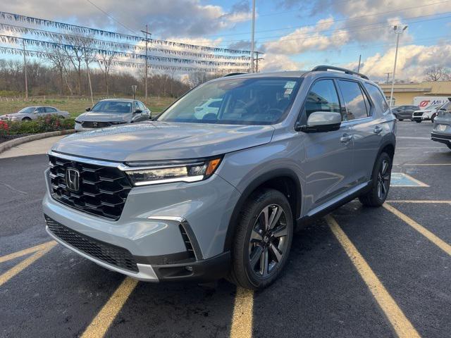 new 2025 Honda Pilot car, priced at $53,500