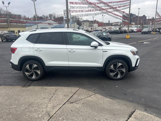 new 2024 Volkswagen Taos car, priced at $31,361