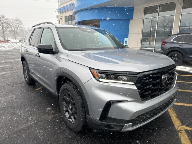 new 2025 Honda Pilot car, priced at $49,499