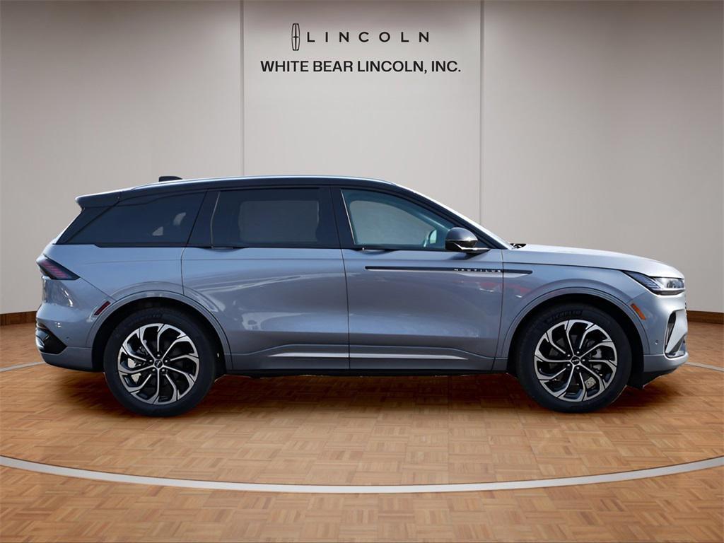 used 2024 Lincoln Nautilus car, priced at $50,995