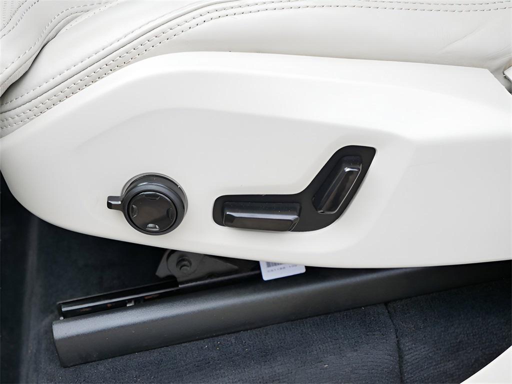 used 2022 Volvo XC90 Recharge Plug-In Hybrid car, priced at $36,995