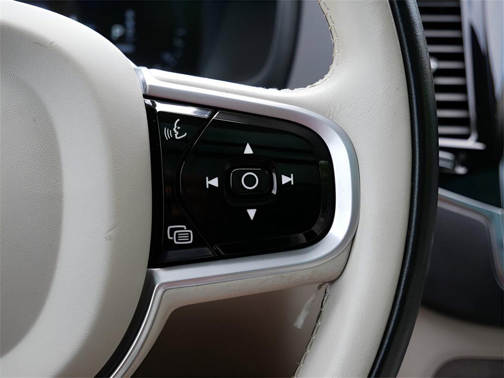 used 2022 Volvo XC90 Recharge Plug-In Hybrid car, priced at $36,995