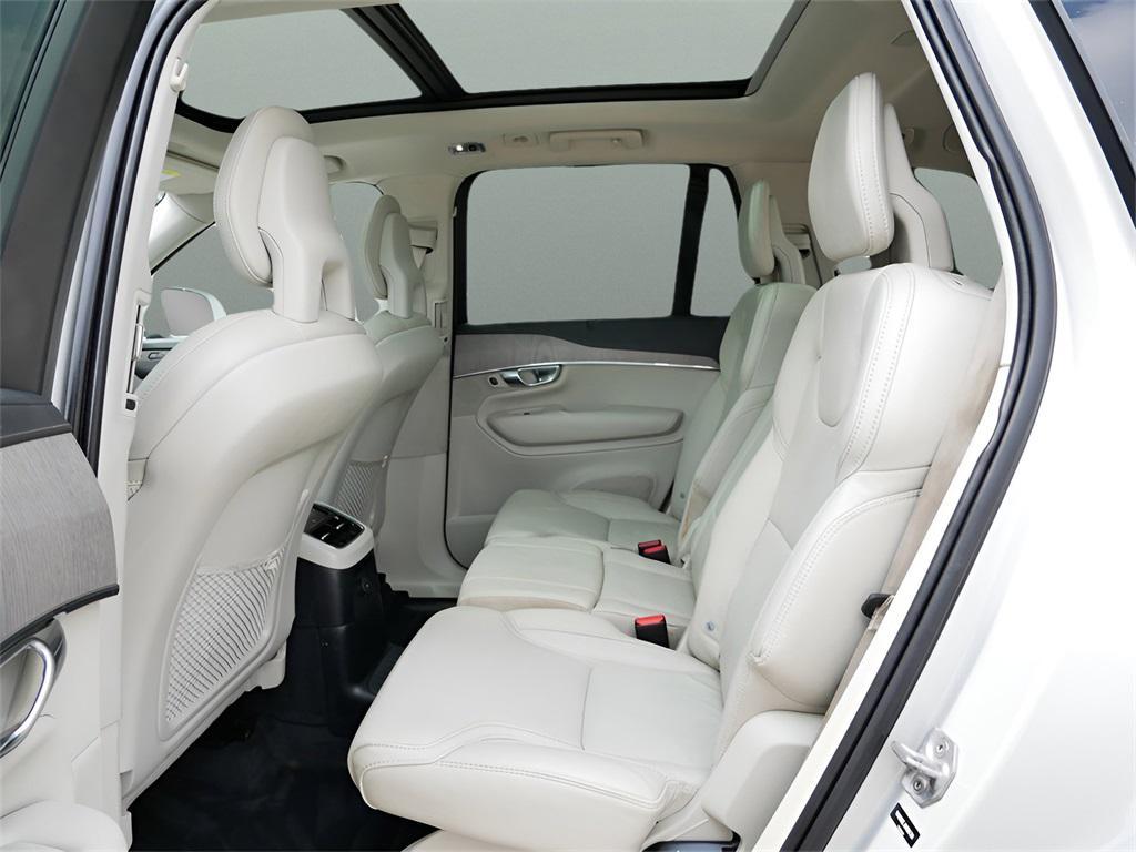 used 2022 Volvo XC90 Recharge Plug-In Hybrid car, priced at $36,995