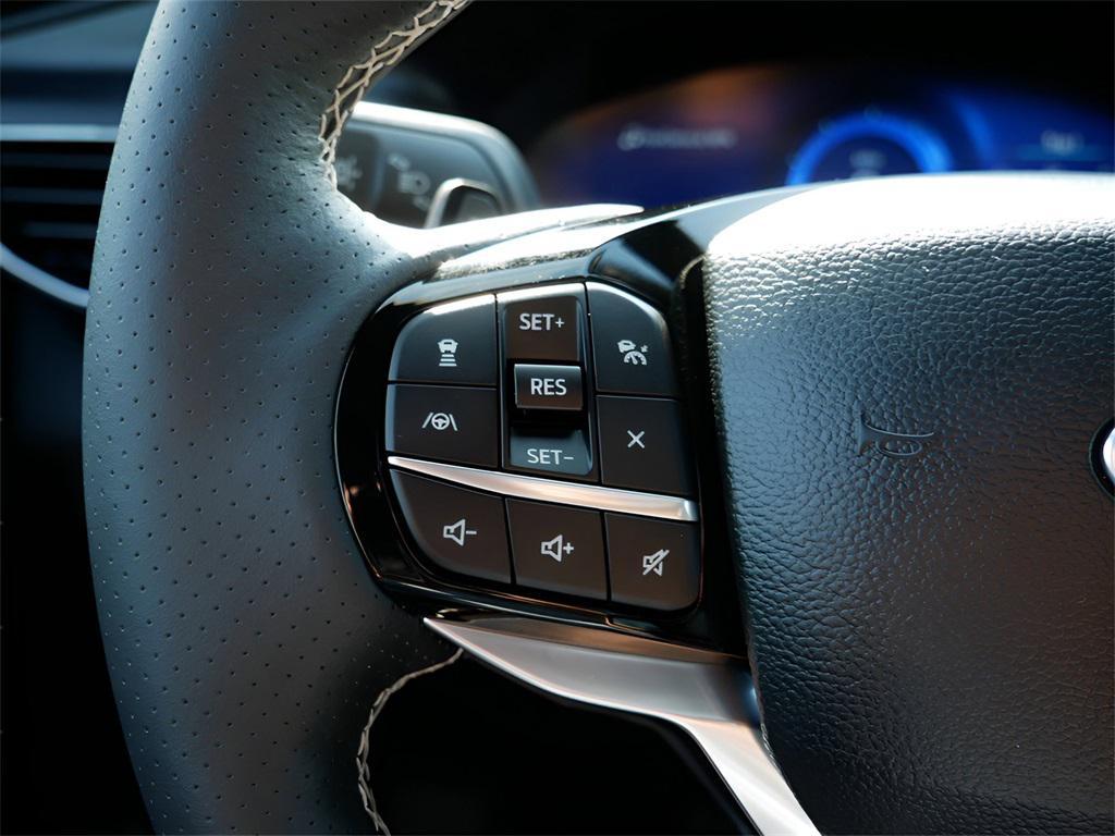 used 2023 Ford Explorer car, priced at $45,495