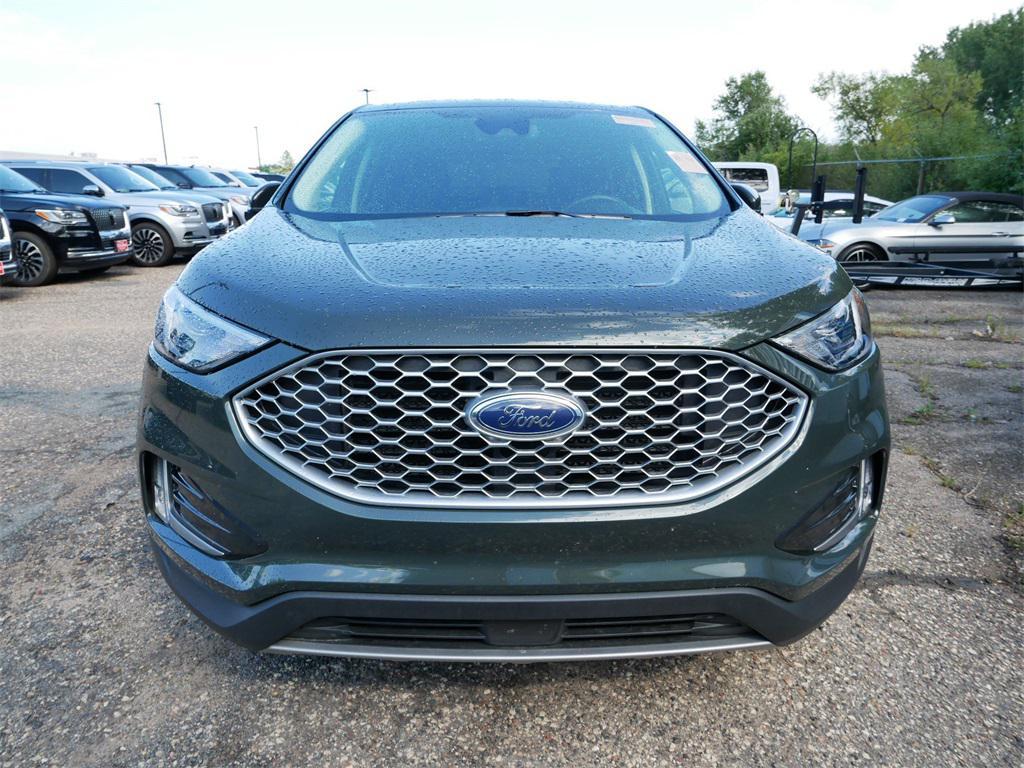 used 2024 Ford Edge car, priced at $27,995