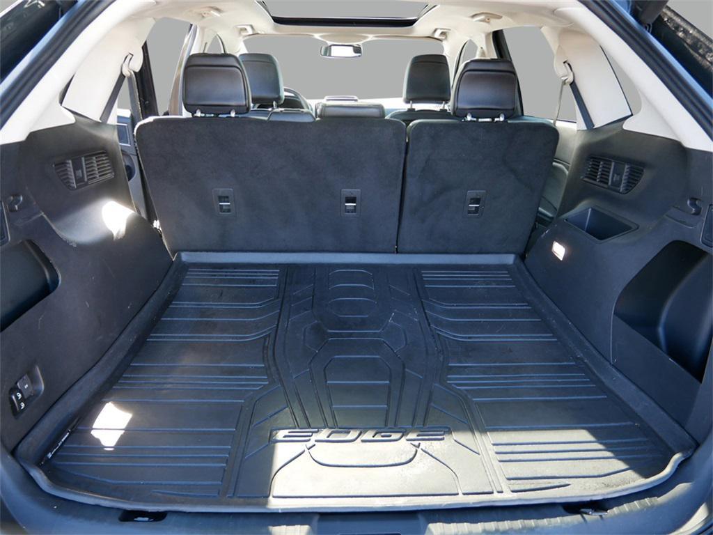 used 2024 Ford Edge car, priced at $27,995