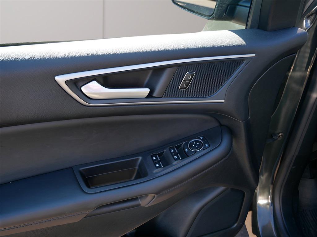 used 2024 Ford Edge car, priced at $27,995