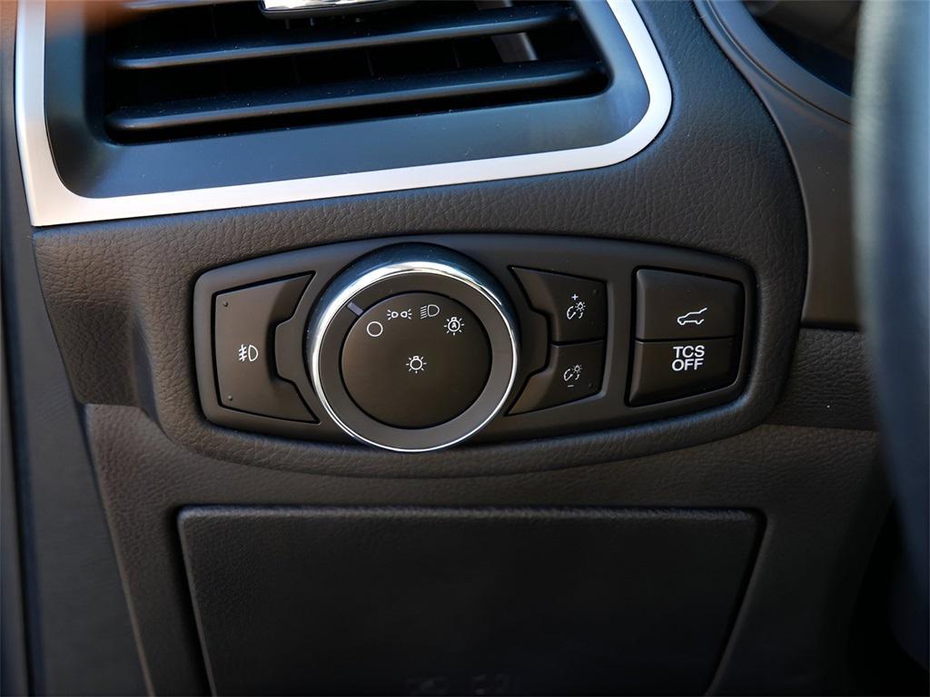 used 2024 Ford Edge car, priced at $27,995