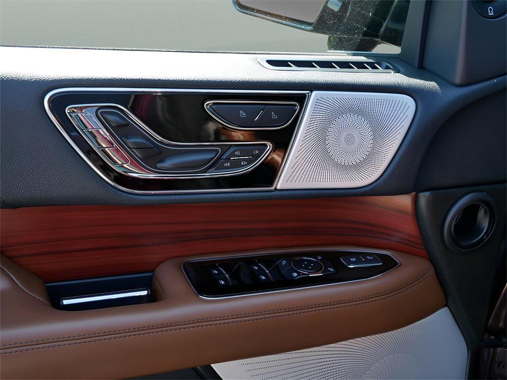 used 2023 Lincoln Navigator car, priced at $62,995