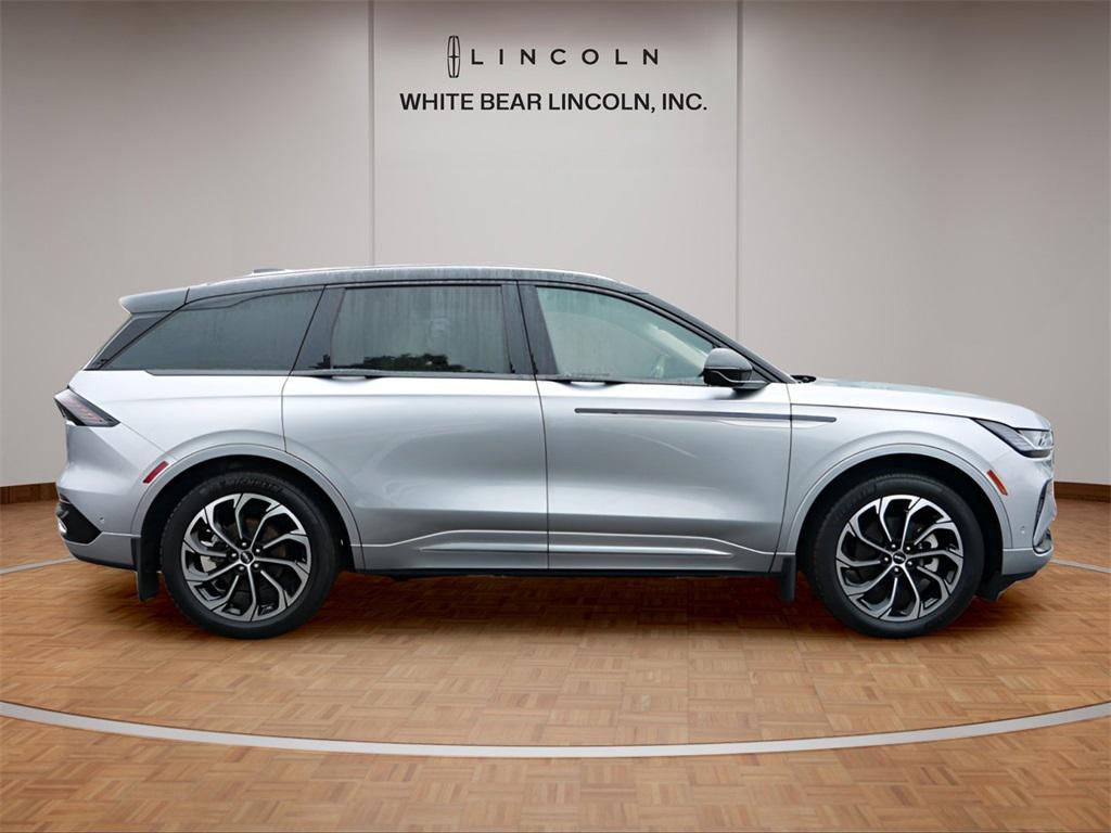 used 2024 Lincoln Nautilus car, priced at $54,995