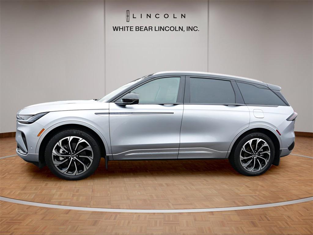 used 2024 Lincoln Nautilus car, priced at $54,995