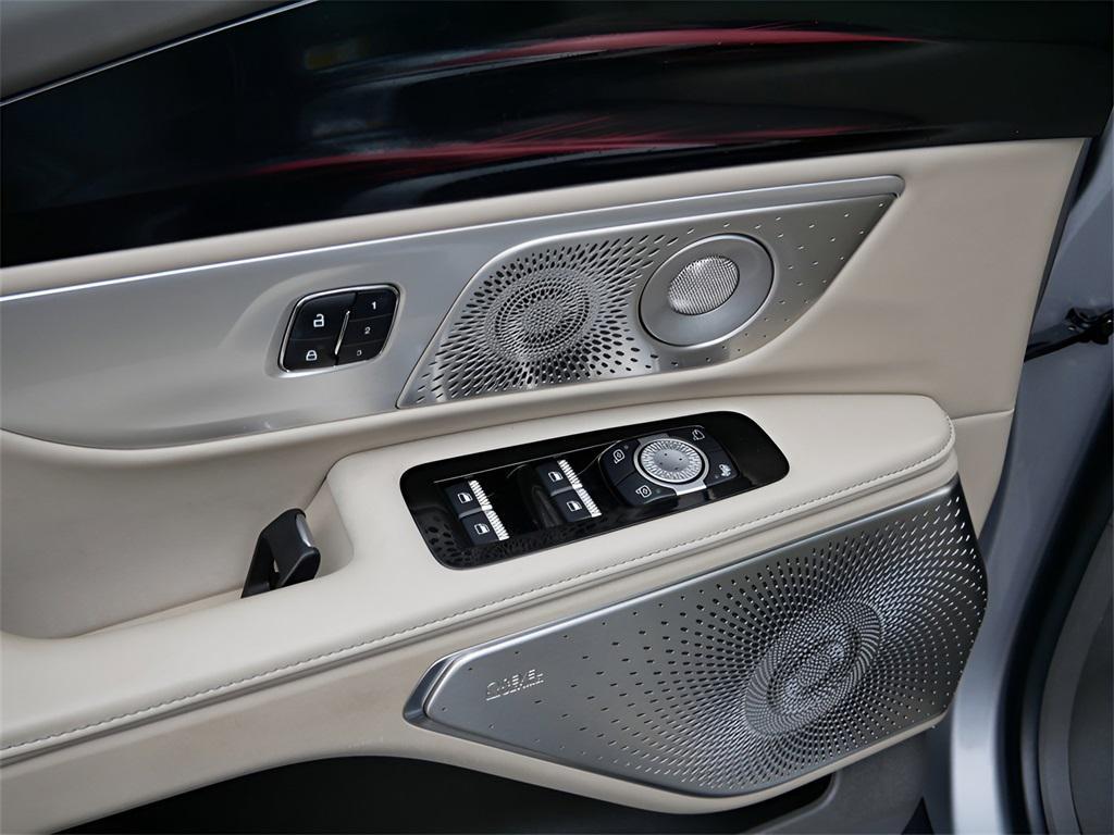 used 2024 Lincoln Nautilus car, priced at $54,995