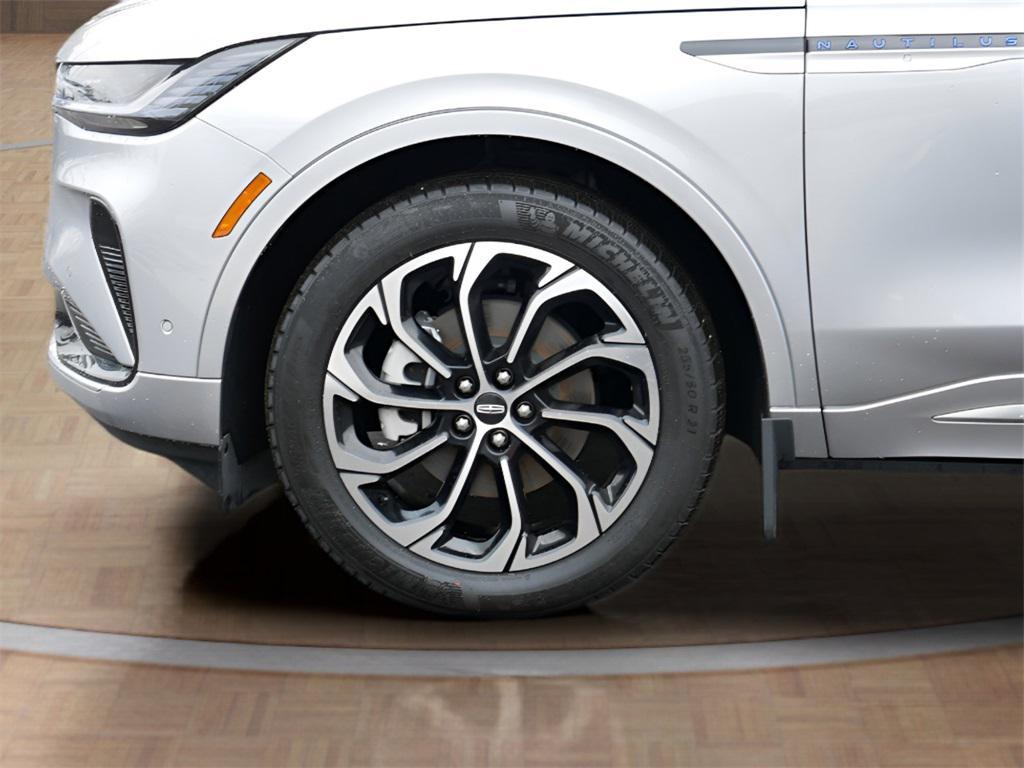 used 2024 Lincoln Nautilus car, priced at $54,995