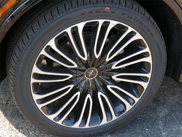 new 2025 Lincoln Aviator car, priced at $89,685