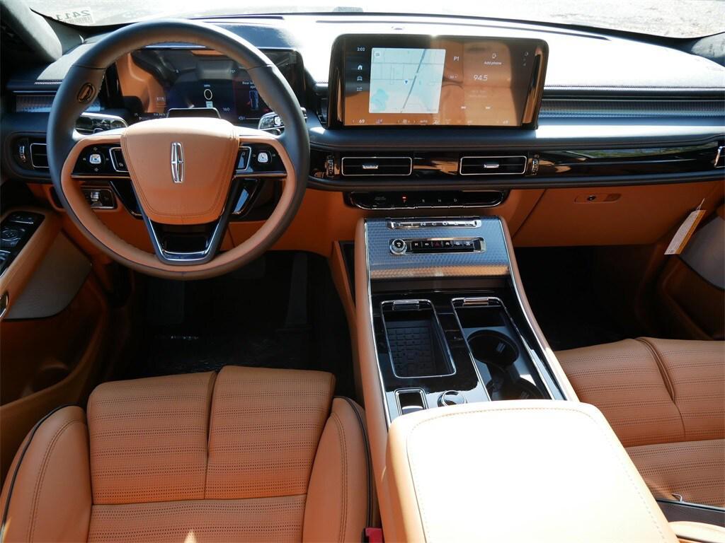 new 2025 Lincoln Aviator car, priced at $89,685