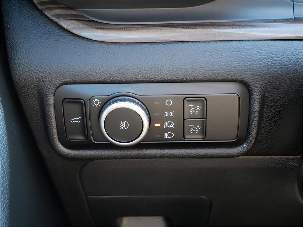 used 2024 Ford Explorer car, priced at $40,895