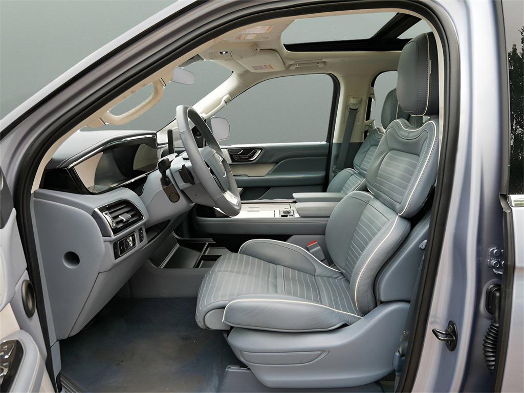 used 2024 Lincoln Navigator car, priced at $92,500