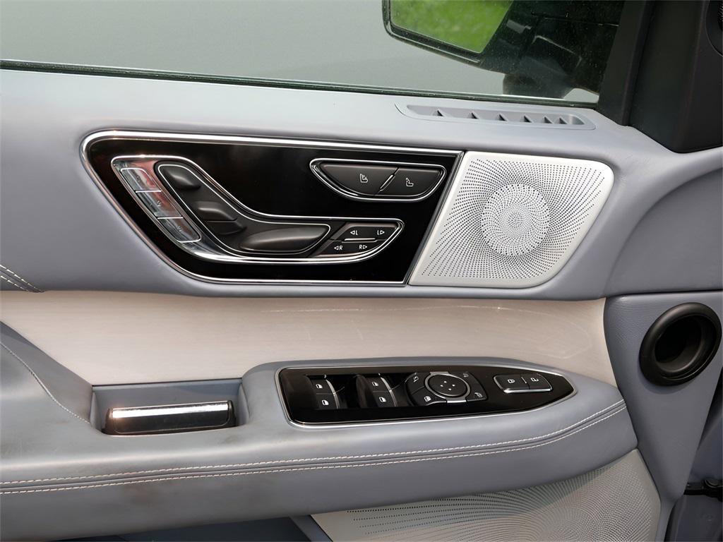 used 2024 Lincoln Navigator car, priced at $92,500