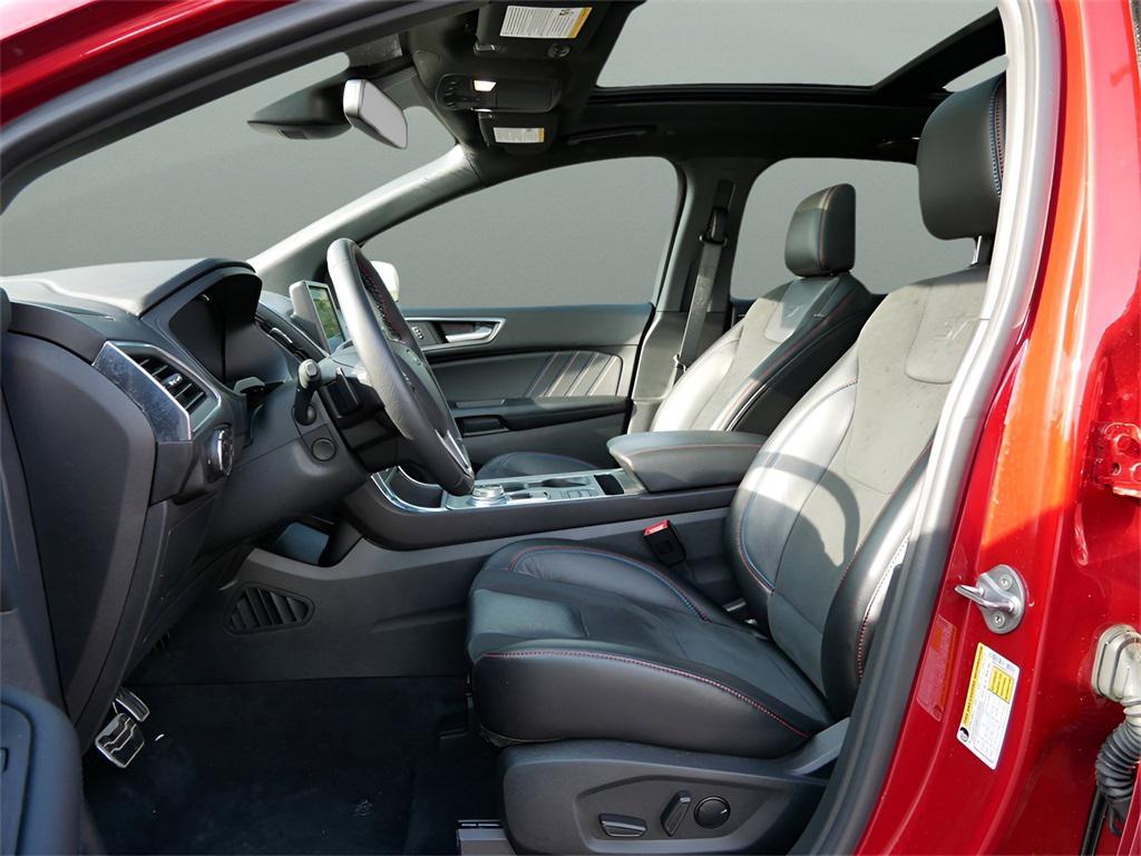 used 2024 Ford Edge car, priced at $39,995