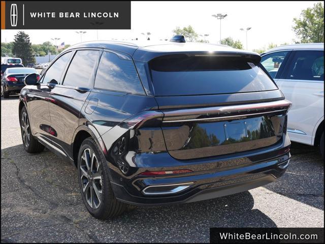 used 2024 Lincoln Nautilus car, priced at $55,108