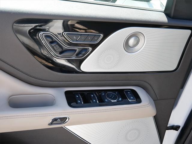 used 2020 Lincoln Aviator car, priced at $34,000