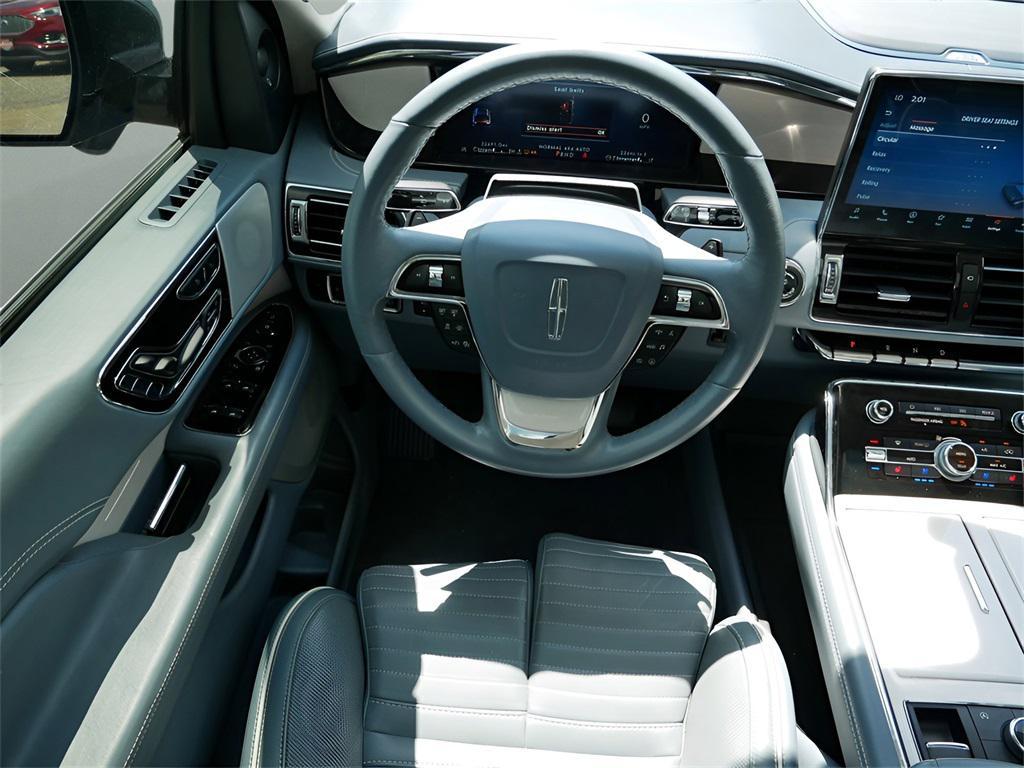 used 2023 Lincoln Navigator car, priced at $89,917