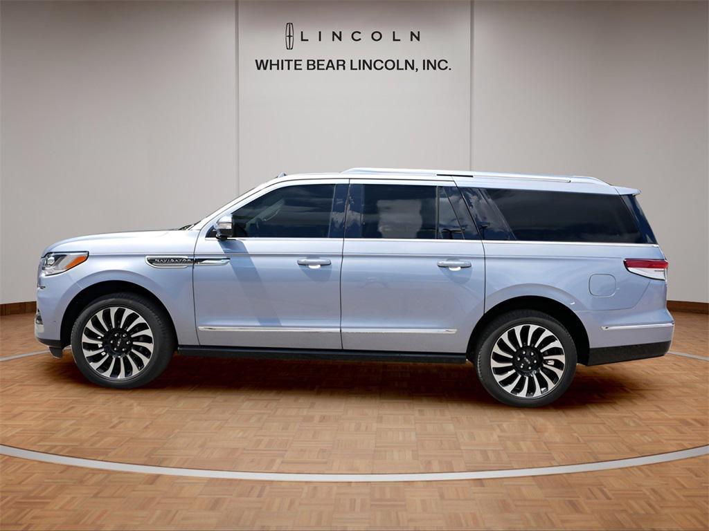 used 2023 Lincoln Navigator car, priced at $89,917