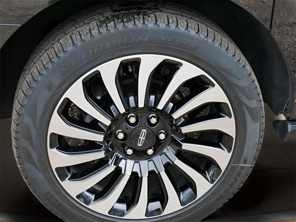 used 2023 Lincoln Navigator car, priced at $74,495
