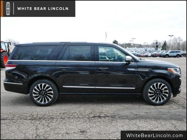 used 2023 Lincoln Navigator car, priced at $77,400