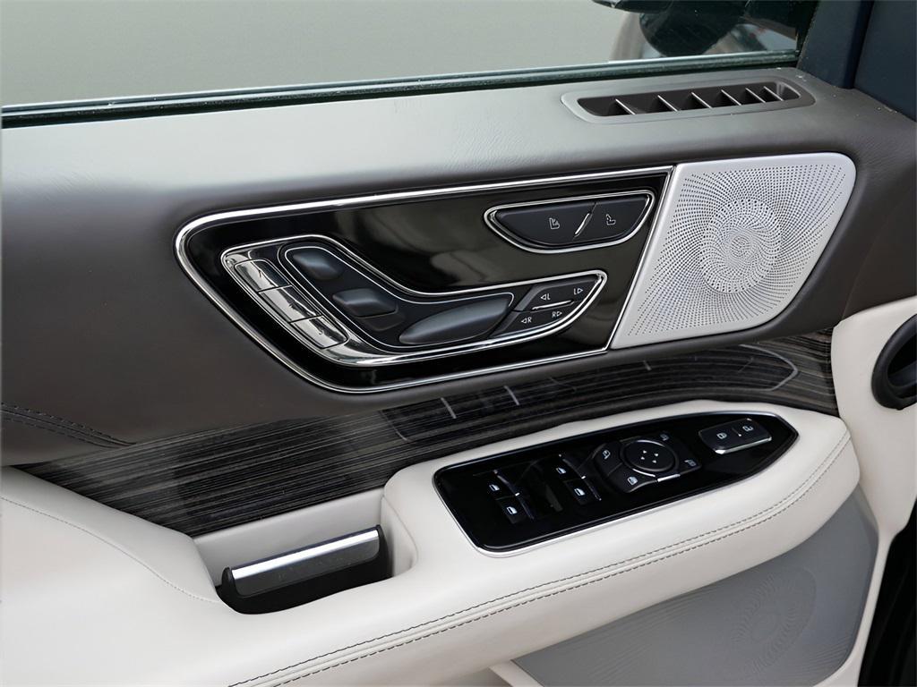 used 2023 Lincoln Navigator car, priced at $74,495