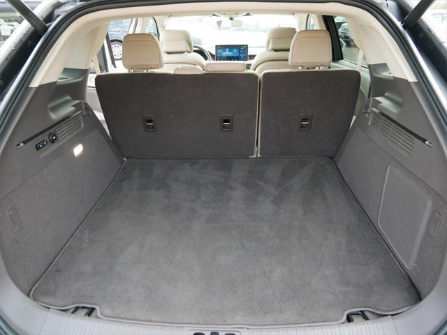 used 2023 Lincoln Nautilus car, priced at $40,612