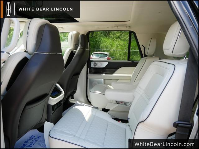 used 2022 Lincoln Navigator car, priced at $69,995