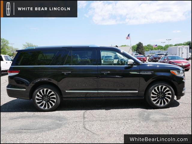 used 2022 Lincoln Navigator car, priced at $69,995