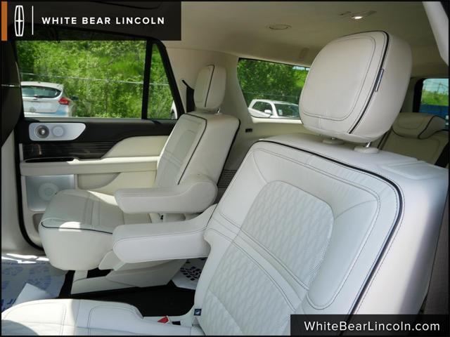 used 2022 Lincoln Navigator car, priced at $69,995