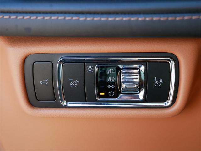 used 2025 Lincoln Aviator car, priced at $86,995